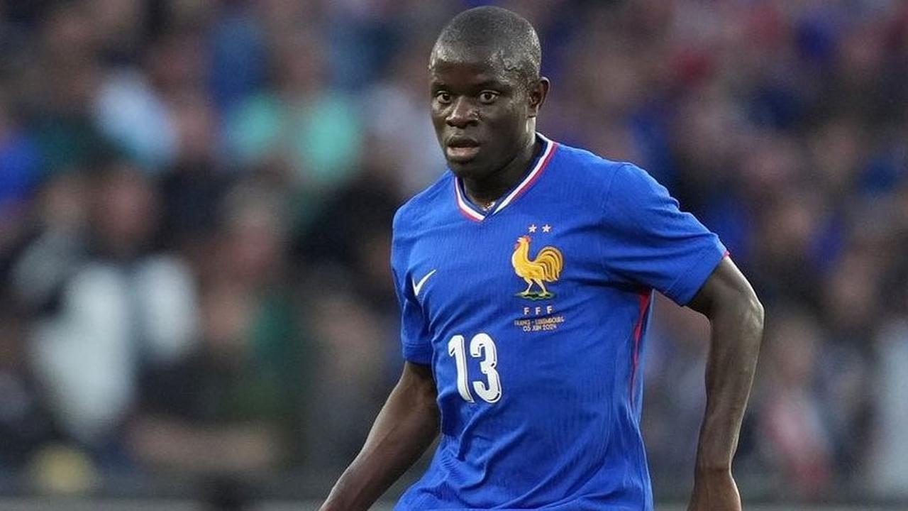 Barcelona Membutuhkan Gelandang Baru, Namun Tidak Tertarik untuk Mengontrak N'Golo Kante.