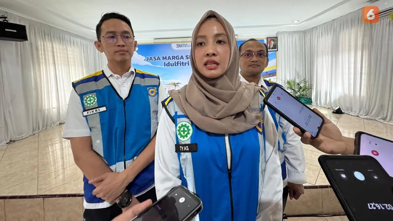 Senior Manager JNT, Tyas Pramoda Wardhani