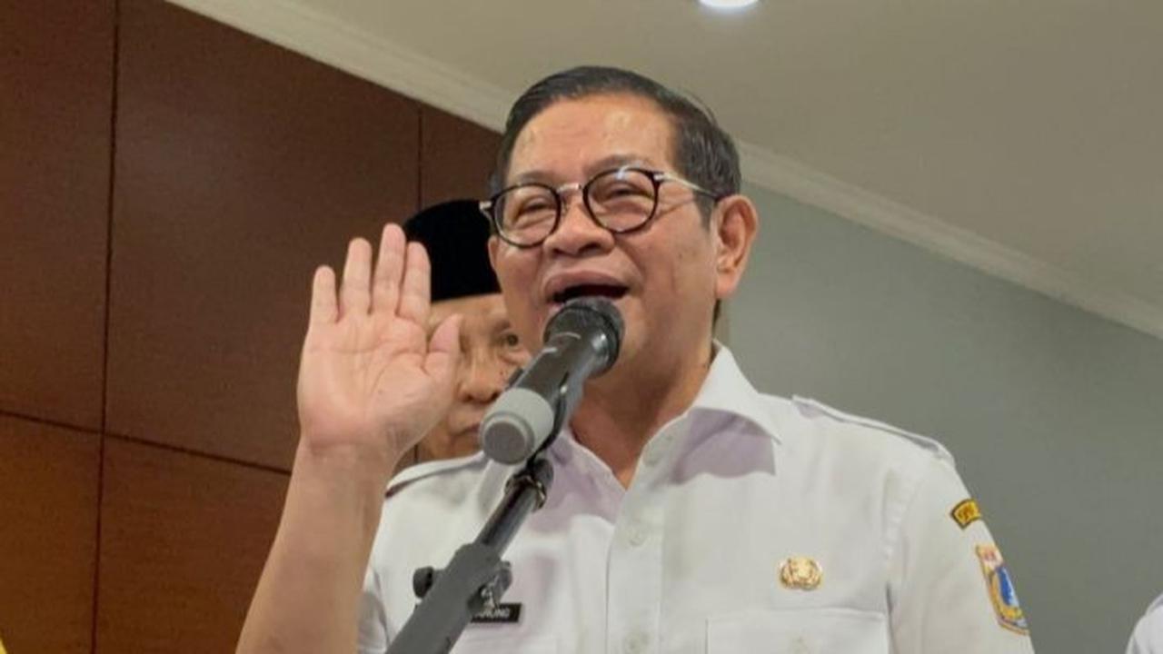 Kado Pramono di Hardiknas 2025: Tebus Ijazah 488 Siswa yang Tertahan Senilai Rp1,69 M