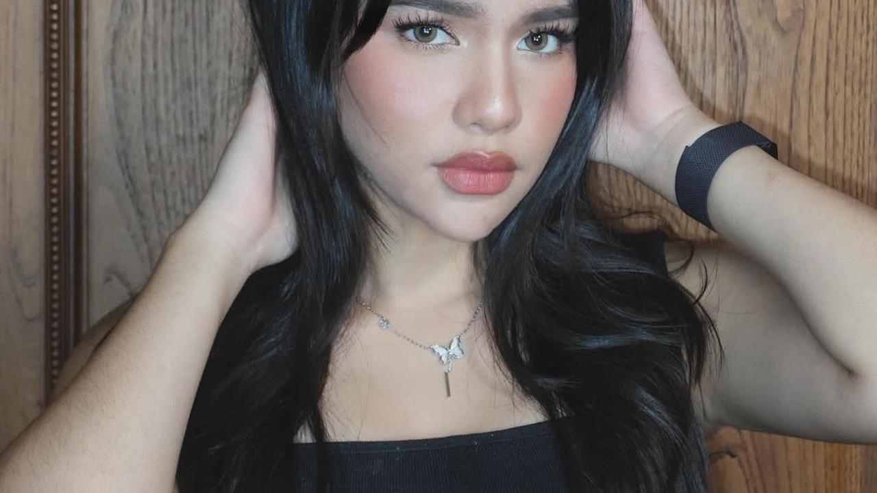 Potret Terbaru Davina Karamoy, Ekspresi dan Pose-Posenya Masih Beraura Maut