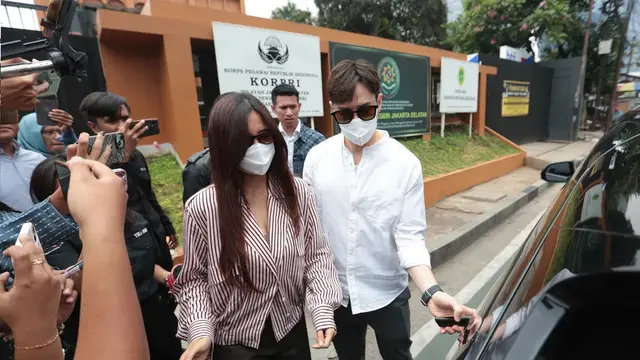 Audi Marissa dan Anthony Xie saat datang sidang bersama