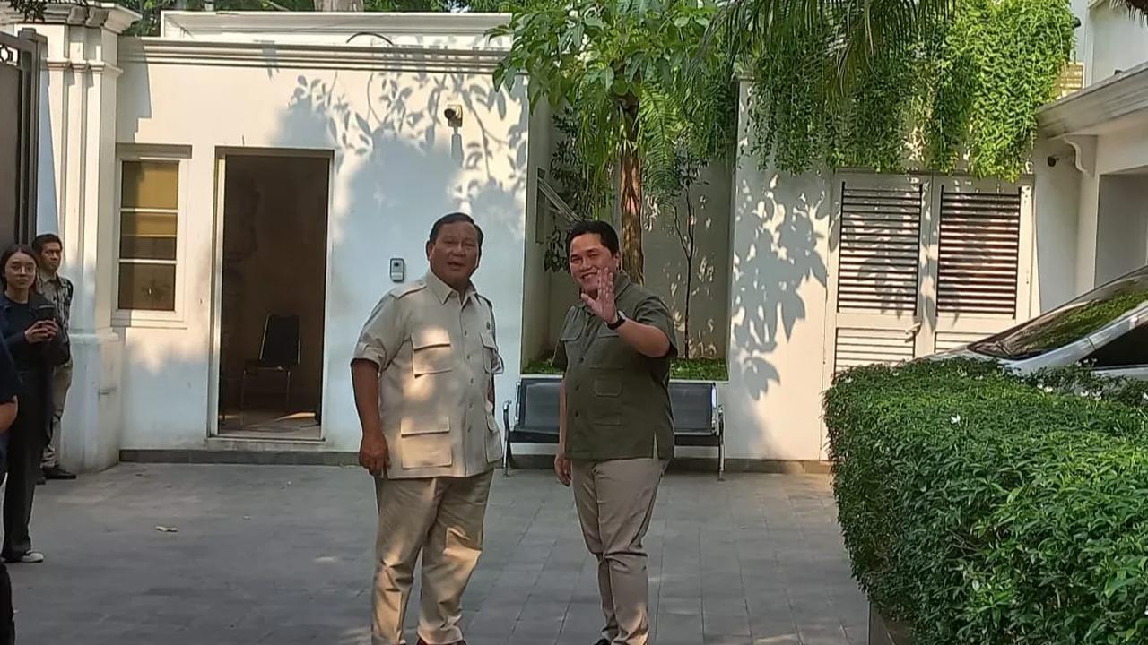 Menurut Dasco, pertemuan Prabowo dengan Erick Thohir itu bukan sebagai konsolidasi setelah ketua umum PSSI itu batal menjadi calon wakil presiden. Sebab, kata Dasco, Erick sudah lama legowo tidak dipilih Prabowo.&nbsp;<br>