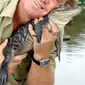 Steve Irwin meninggal pada 4 September 2006. Ia terbunuh oleh ikan pari saat syuting Ocean's Deadliest. (JUSTIN SULLIVAN / GETTY IMAGES NORTH AMERICA / AFP))