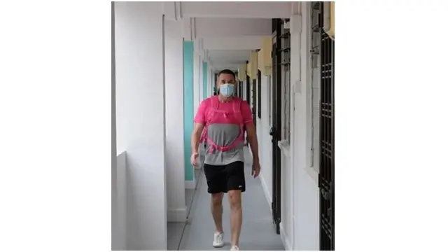 Demi Bantu Yayasan Kanker, Pria Ini Rela Jadi Pengantar Makanan
