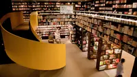 Livraria da Vila memberikan pengalaman berbeda saat berkunjung ke sebuah toko buku.