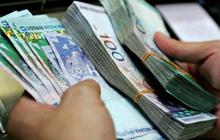Makin parah, Ringgit Malaysia sentuh titik terendah dalam 17 tahun