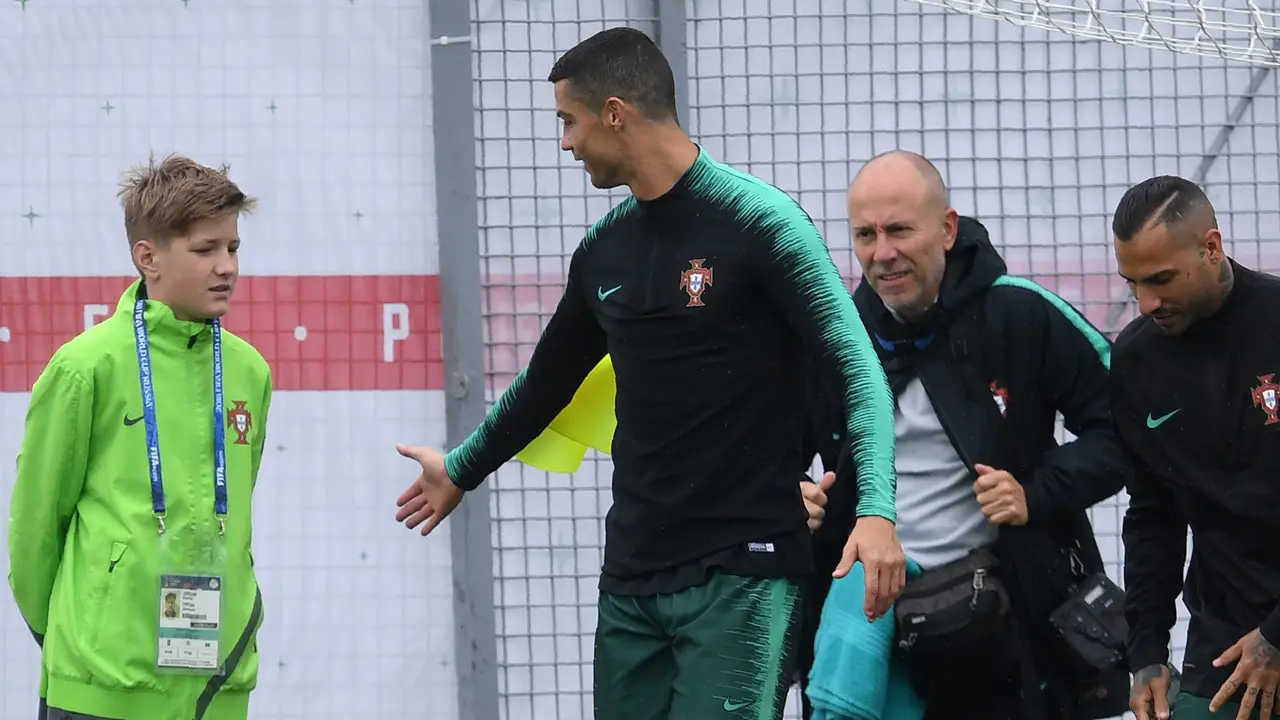 Intip Latihan Perdana Ronaldo Saat Tiba di Rusia