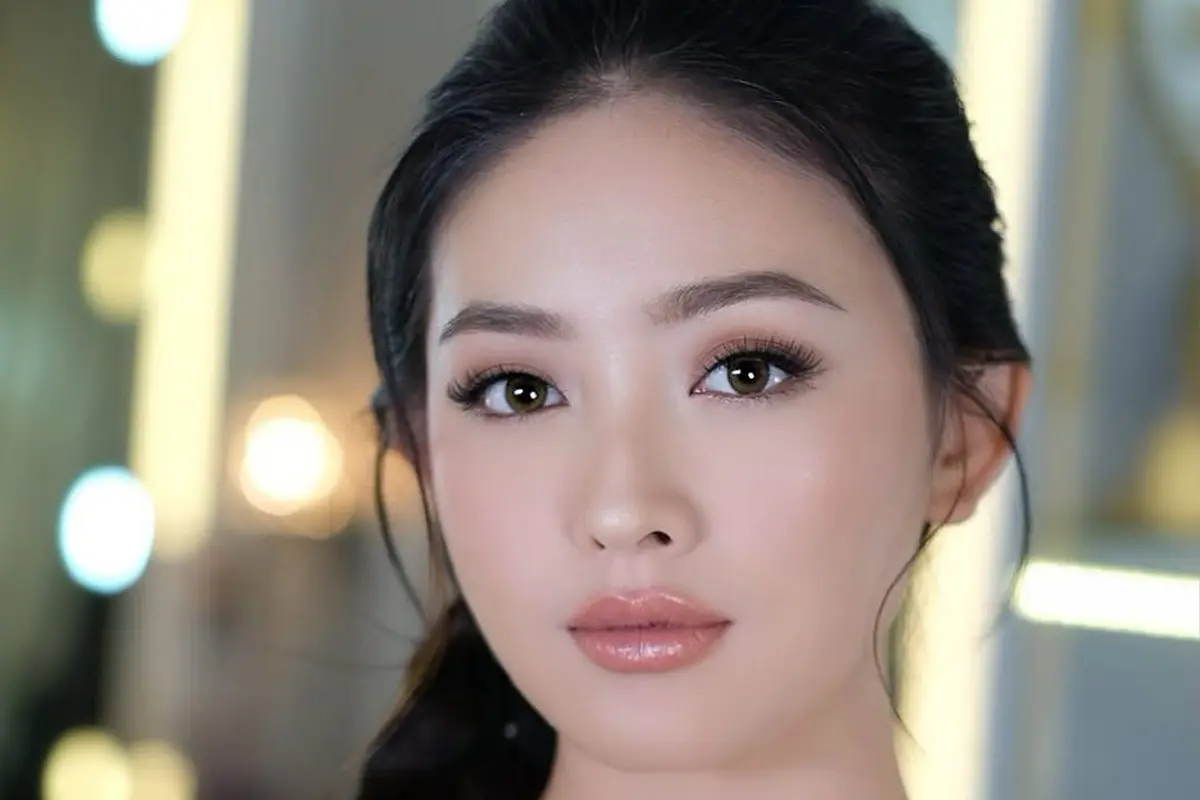 Pesona Natasha Wilona dengan Makeup Glam Natural, Cantik Paripurna