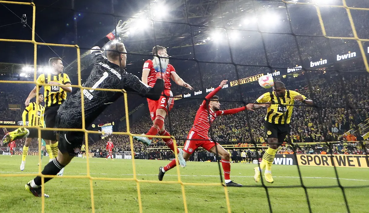 Unggul jumlah pemain, Dortmund akhirnya bisa menyamakan kedudukan pada menit ke 90+5 melalui sundulan Anthony setelah memanfaatkan umpan Nico Schlotterbeck. Laga pun berakhir dengan skor 2-2.
