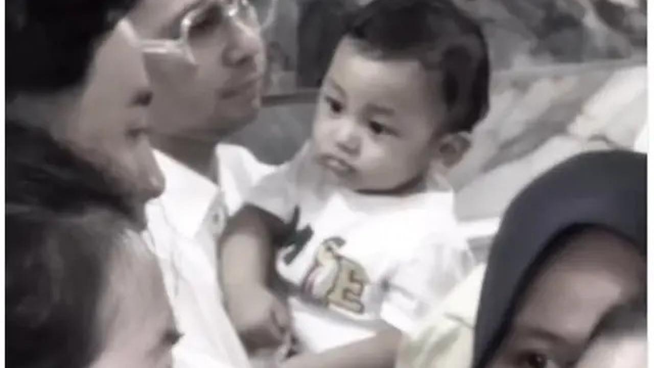 6 Momen Haru Raffi Ahmad dan Irfan Hakim Gendong Bayi Kembar Mpok Alpa di Rumah Duka