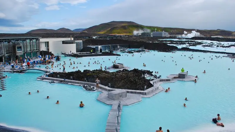 Relaksasi di Alam Terbuka Lewat Blue Lagoon Spa