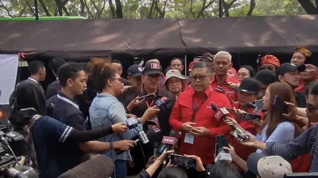 Sekjen PDIP Hasto Kristianto di Stadion Utama Gelora Bung Karno (GBK), Senayan, Jakarta, Sabtu (24/6/2023).