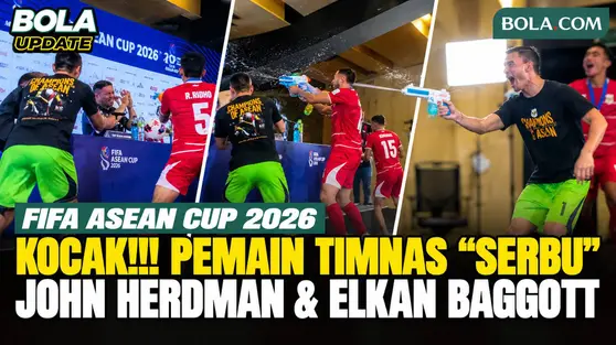 Kocak! Pemain Timnas Indonesia “Serbu” John Herdman dan Elkan Baggott di Ruang Konferensi Pers FIFA ASEAN Cup 2026