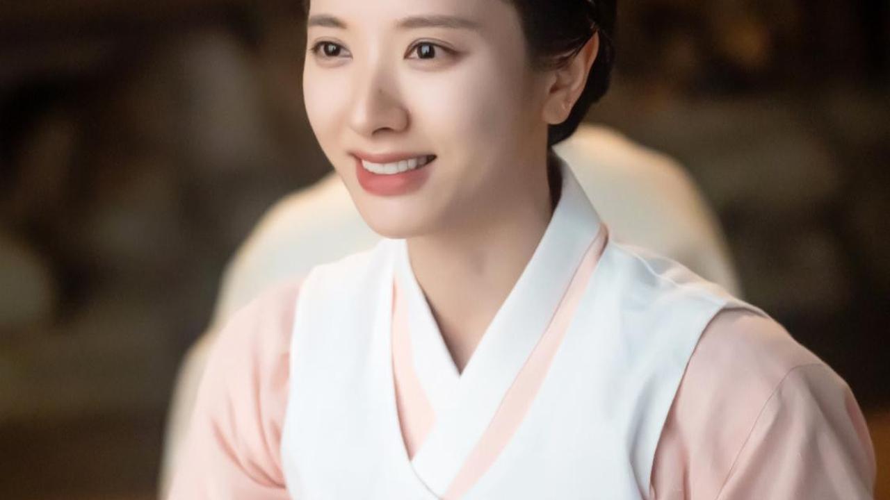 Kim Ji Yeon Konsultasi ke Dukun Demi Perannya di 'THE HAUNTED PALACE'