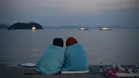 Suara Bergetar Itu yang Pertama Kabarkan Kapal Sewol Karam
