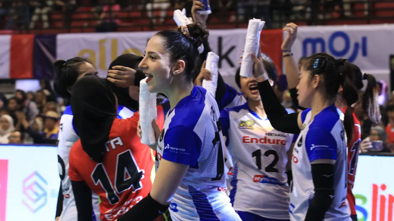 Jakarta Pertamina Enduro vs Gresik Petrokimia Pupuk Indonesia: PLN Mobile Proliga 2024