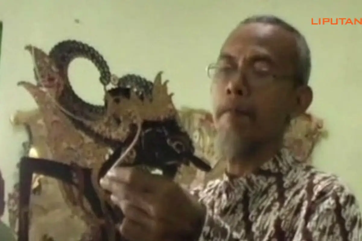 Kerajinan Wayang Tatah