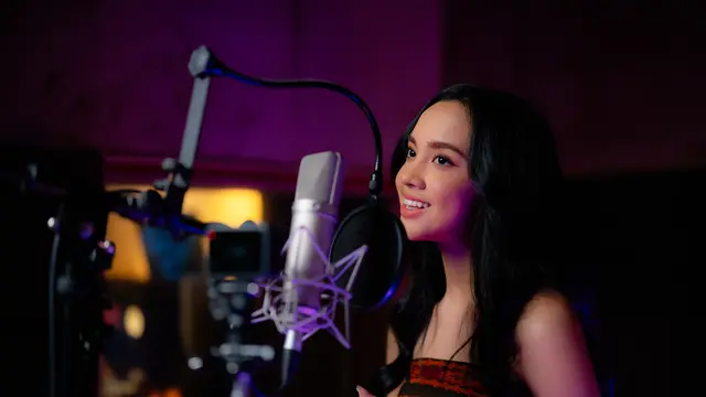 "Jauh Di Sana" resmi diluncurkan sebagai soundtrack versi bahasa Indonesia dari film animasi "Moana 2" oleh Lyodra (Dok/Disney Indonesia/Moana 2)