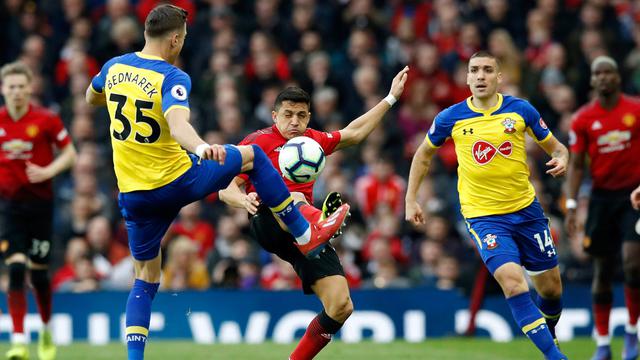 Lukaku Dua Gol, MU Menang Tipis Atas Southampton