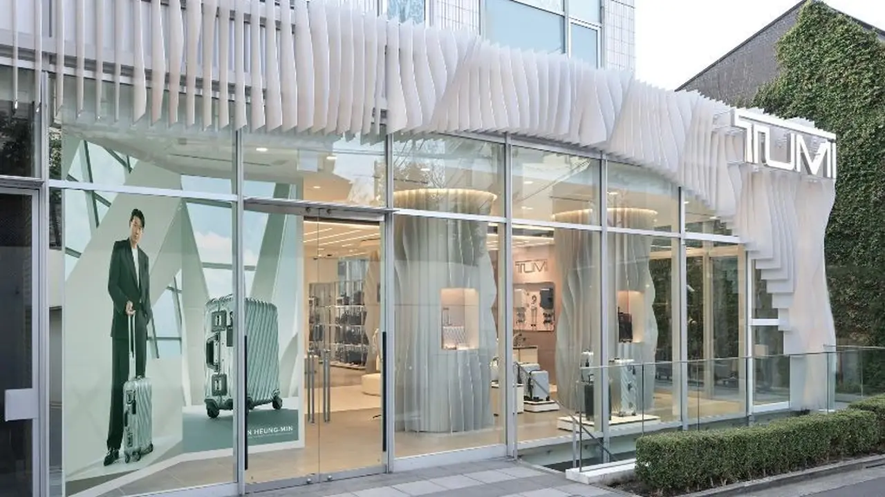 Flagship Store TUMI di Jepang