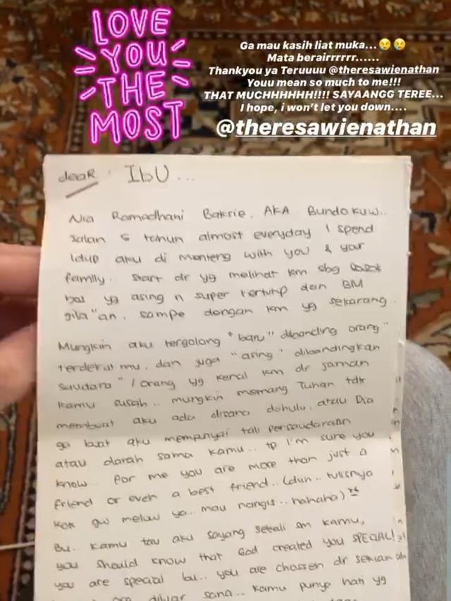 Unggahan Nia Ramadhani. (Foto: Instagram @ramadhaniabakrie)