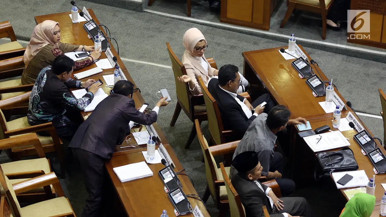 Dipenuhi Wakil Rakyat, Rapat Paripurna Bahas Nasib RUU Pemilu 