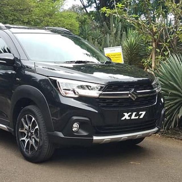 Ini Yang Ditawarkan Suzuki Xl7 Tipe Terendah Otomotif Liputan6 Com