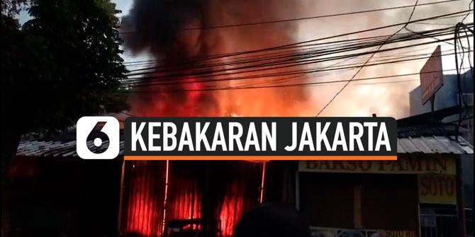 VIDEO: Kebakaran Cipayung, Api Menghanguskan Kios dan Isinya