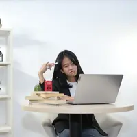 ilustrasi kerja stres/copyright fimela