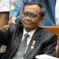 Mahfud hadir dalam posisinya sebagai Ketua Komite Pencegahan Tindak Pidana Pencucian Uang (TPPU) dan Sri Mulyani sebagai anggota. (Liputan6.com/Faizal Fanani)