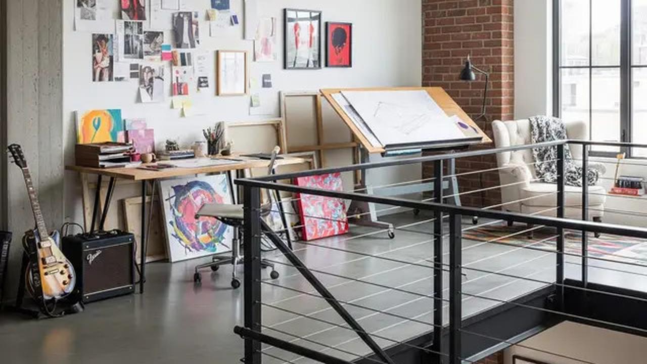 10 Inspirasi Desain Rumah Mezzanine Modern dengan Workspace Cozy di Atas