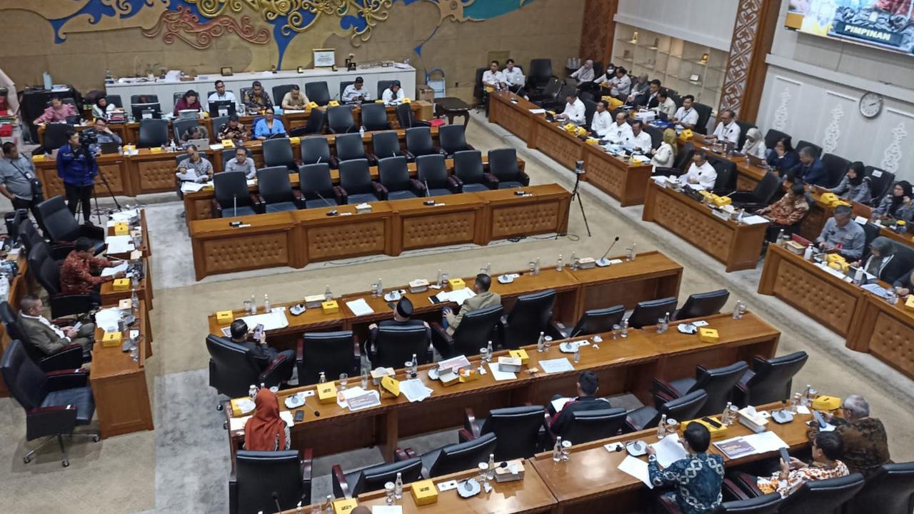 Pemerintah Setujui Usulan DPR Hapus Jabatan Wakil Menteri Pejabat Karier di Kabinet