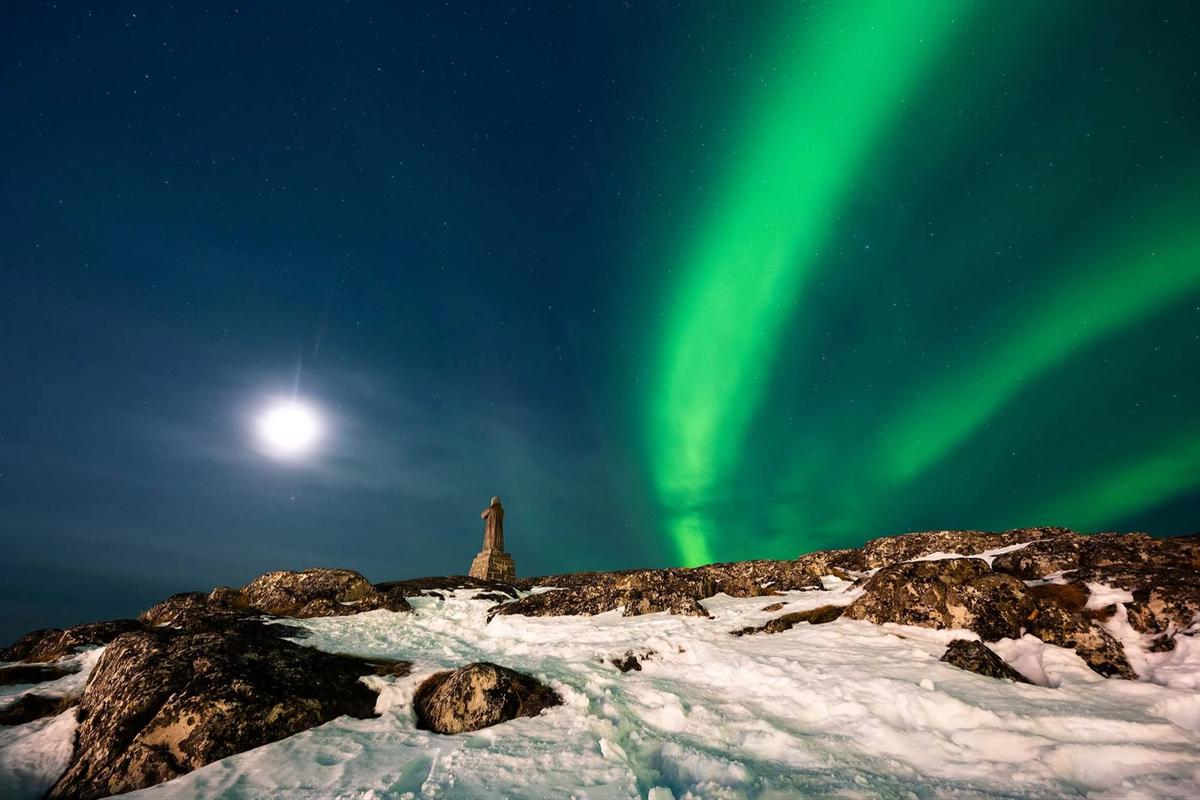 FOTO: Keindahan Menakjubkan Aurora Borealis di Langit Greenland
