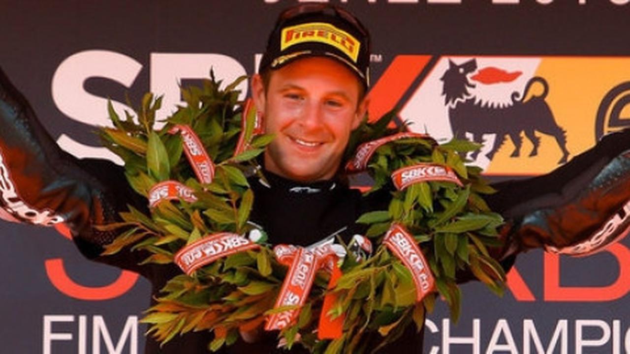 Juarai World SBK 2015, Jonathan Rea ogah ke MotoGP