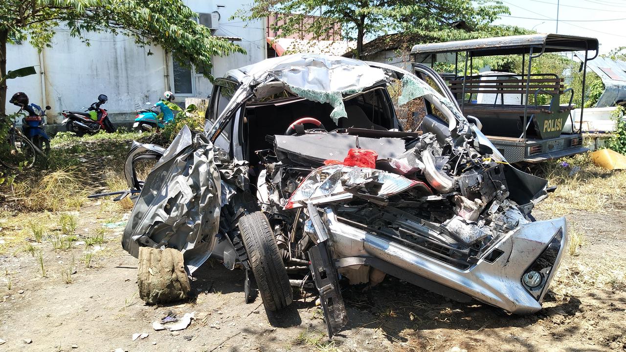 Kecelakaan Maut di Tol Tegal saat Arus Mudik, Calya Tabrak Bus Hingga Empat Orang Meninggal