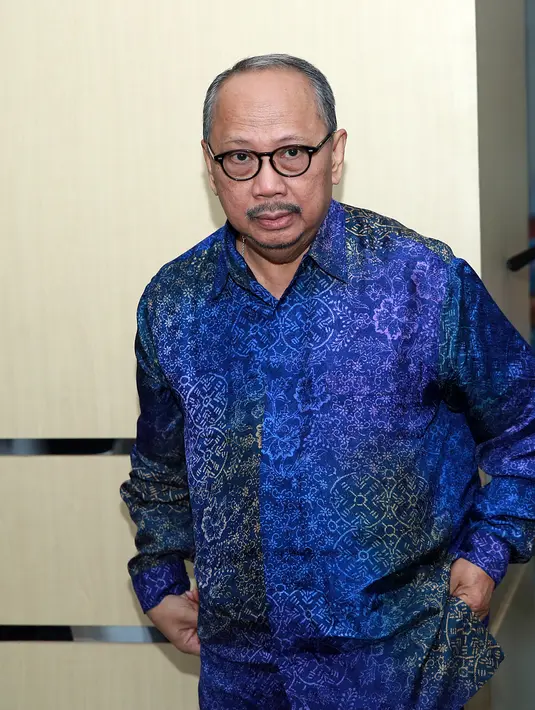 Ebiet G Ade ditemui di Gedung Kemenkumham, Kuningan, Jakarta Selatan, Senin (28/9/2015), turut serta sebagai bentuk apresiasi dan dukungan memerangi pembajakan. (Deki Prayoga/Bintang.com)