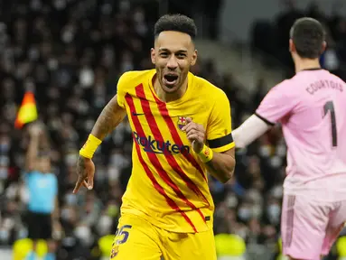 Pierre-Emerick Aubameyang - Barcelona nampaknya tak salah mendatangkan bomber Arsenal ini ke Camp Nou. Pemain Timnas Gabon itu kembali menunjukan ketajaman dengan mencetak sembilan gol untuk Barca. (AFP/Josep Lago)