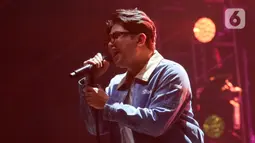 Juicy Luicy merupakan salah satu penampil di hari pertama gelaran Soundfest 2025, yang diselenggarakan di Gambir Expo, Kemayoran, Jakarta, Jumat (23/5/2025). (Liputan6.com/Herman Zakharia)