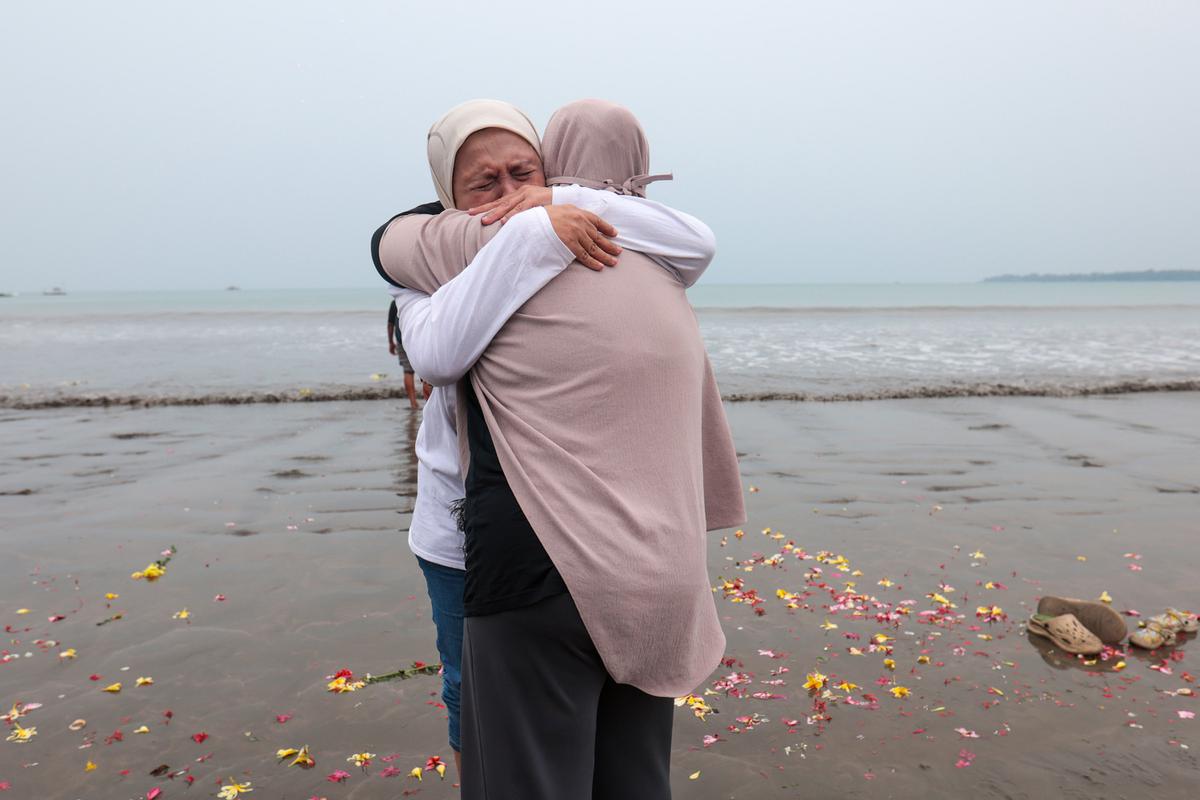 Doa Keluarga Mengiringi Tabur Bunga Arupadhatu 1