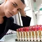 Lipstik kolaborasi Loreal dan Balmain segera hadir di Indonesia.