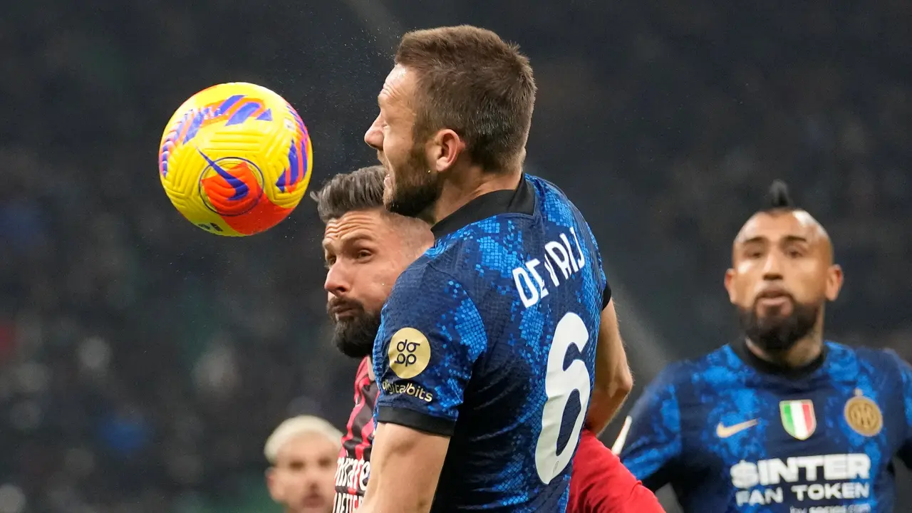 AC Milan vs Inter Milan, Olivier Giroud Vs Stefan de Vrij