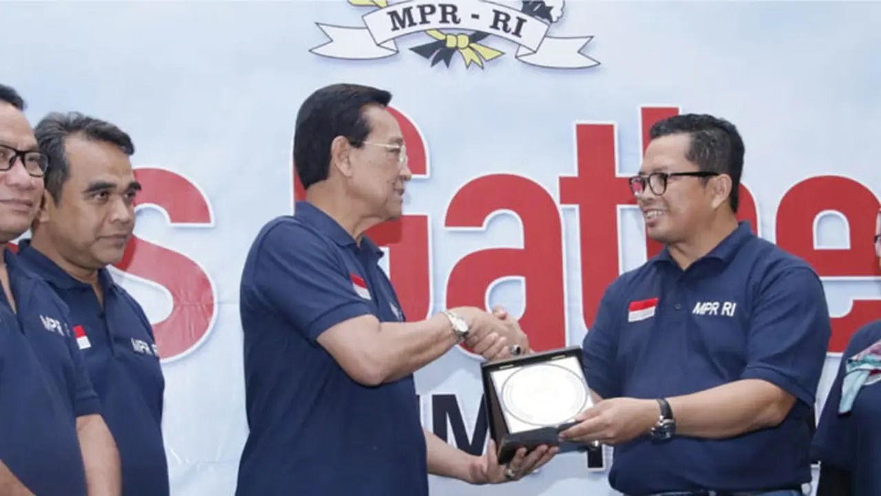 Waketum MPR RI: Kita Harus Punya Demokrasi Ala Indonesia
