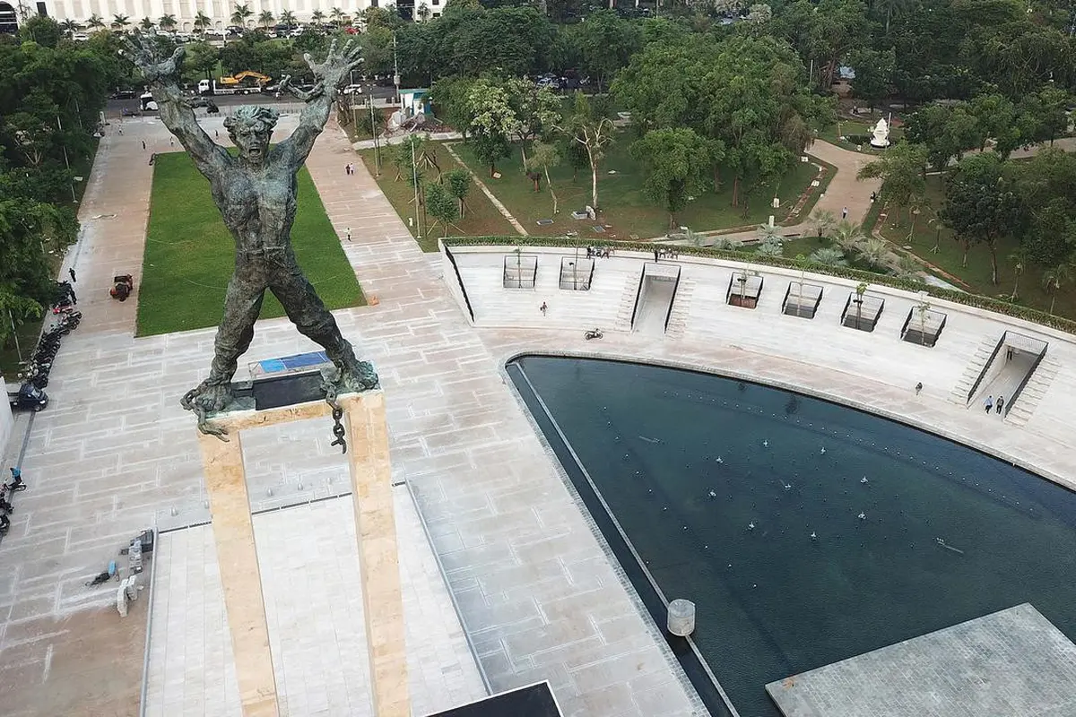 [Bintang] Jadi Keren, Begini Penampilan Terbaru Lapangan Banteng yang Instagramable