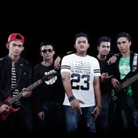 Projector Band (liriklagumasyhur)