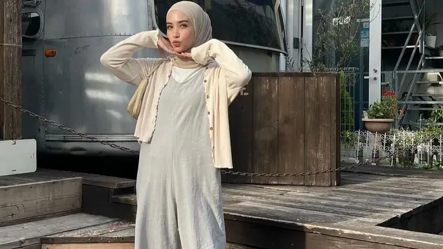 outfit hamiah rachmayanti