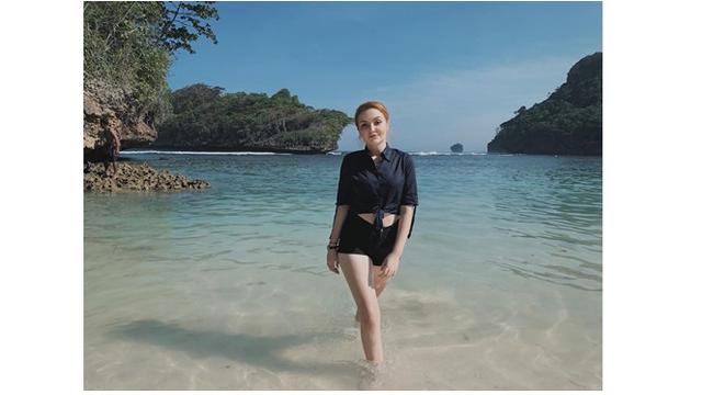 Petty juga memiliki hobi travelling, ia kerap membagikan aktivitasnya saat berlibur di media sosial.