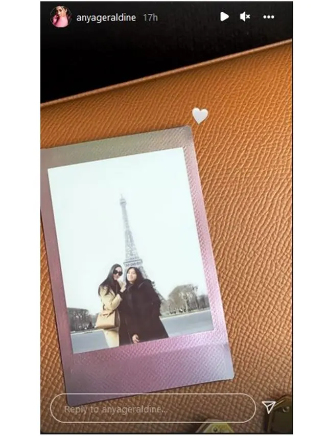 Berada di Paris, Ini 6 Momen Kedekatan Anya Geraldine dan Alleia Anak Ariel NOAH