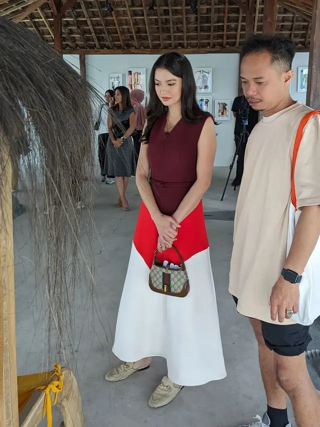 8 Potret Menggemaskan Wajah Raline Shah dalam Berbagai Emoticon, Tunjukkan Pesona Cantik Tanpa Pori-Pori