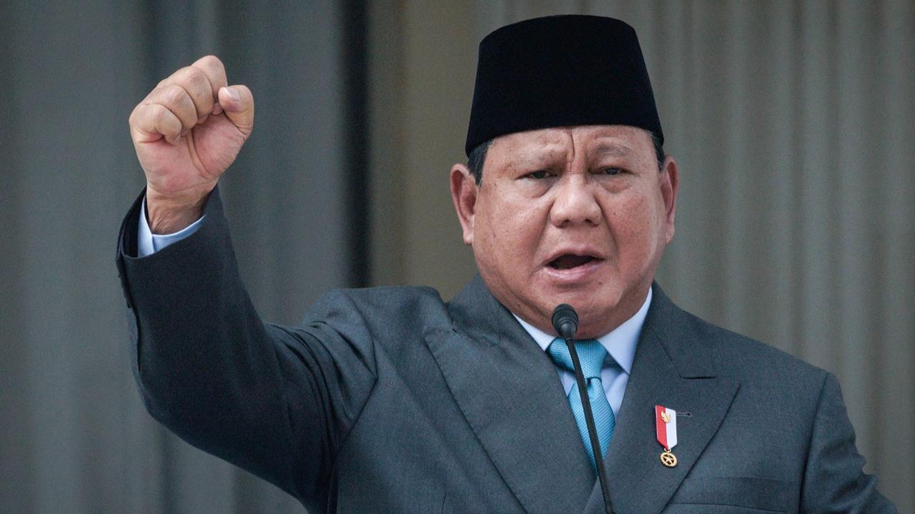 VIDEO: Keras Prabowo Depan Gibran & Megawati "Tanpa Lihat Keluarga & Partai, Kita Singkirkan!"