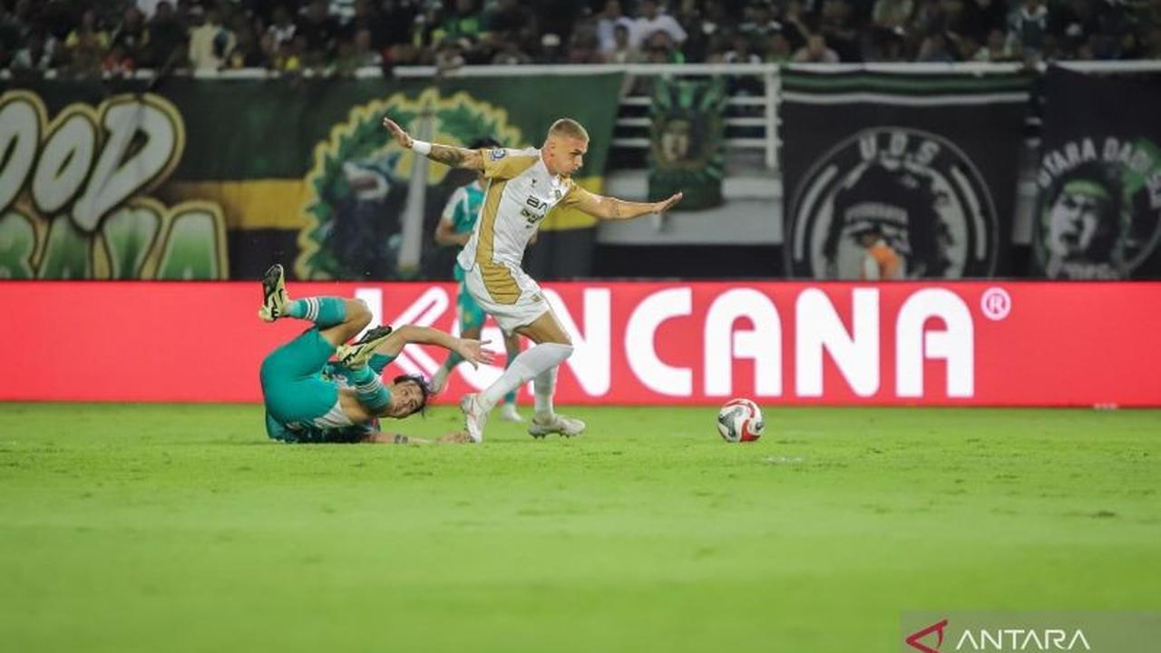 Drama 10 Pemain: Dewa United Imbangi Persebaya 1-1 di GBT
